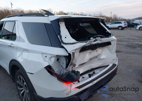 2022 Ford Explorer St-Line from USA, damaged, VIN 1FMSK8KHXNGA09173